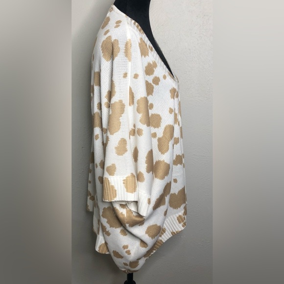 NWT Women’s Dolman Short Sleeve Cardigan sz M (Oversized) - Picture 3 of 11